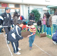 鳴尾北小学校の校庭