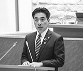 写真：西宮市長　石井 登志郎