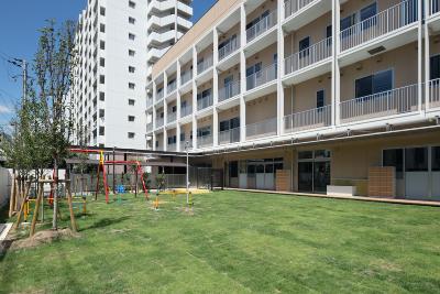 西宮市立こども未来センター　園庭