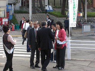 阪神甲子園駅キャンペーン風景