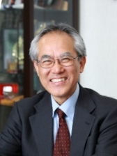 成田一郎氏