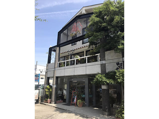 ベルン甲子園本店01