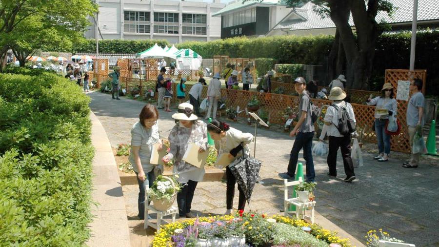 花とみどりの祭典「フラワーフェスティバル」