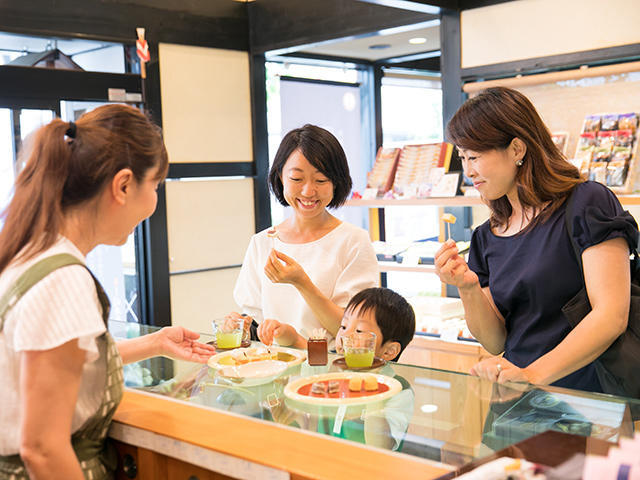 試食